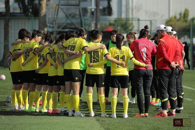 星空体育app-球场老大爷!55岁三浦知良赛季首战首发踢了65分钟